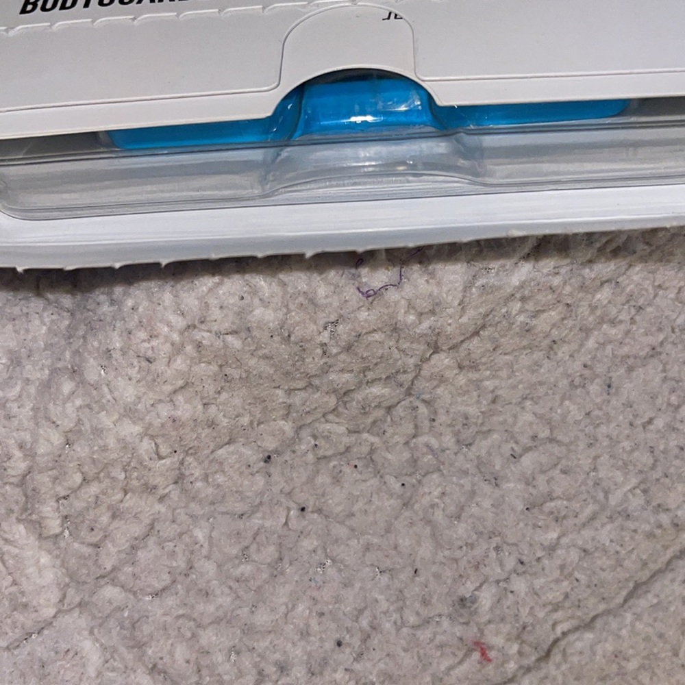 Phone protector - Picture 3 of 3